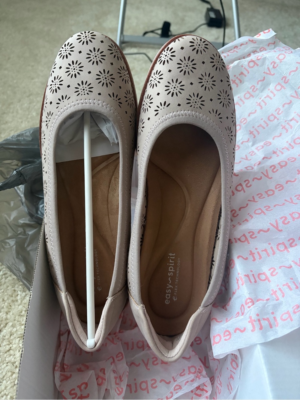 Easy Spirit Women's Light Beige Laser-Cut Slip-On Flats